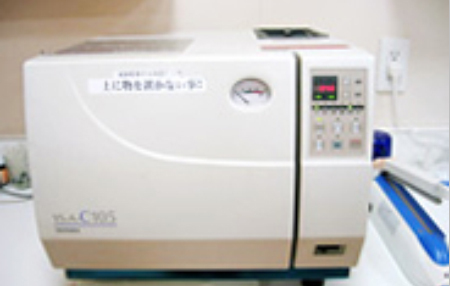 全自動高圧蒸気滅菌器機(オートクレープ) 全自動高圧蒸気滅菌器機(オートクレープ)